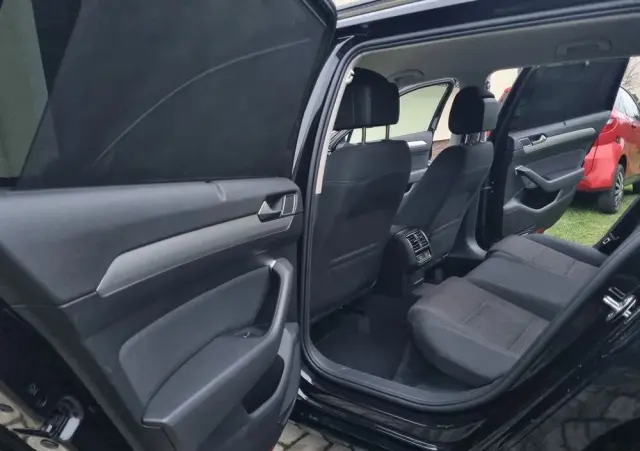 VOLKSWAGEN Passat Variant 1.5 TSI EVO Business