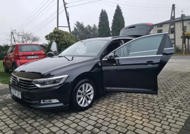 VOLKSWAGEN Passat Variant 1.5 TSI EVO Business