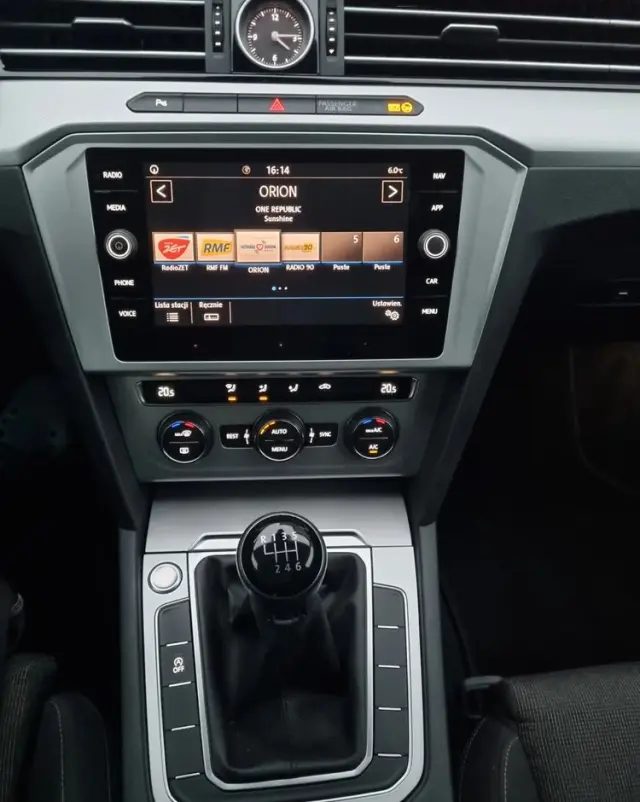 VOLKSWAGEN Passat Variant 1.5 TSI EVO Business