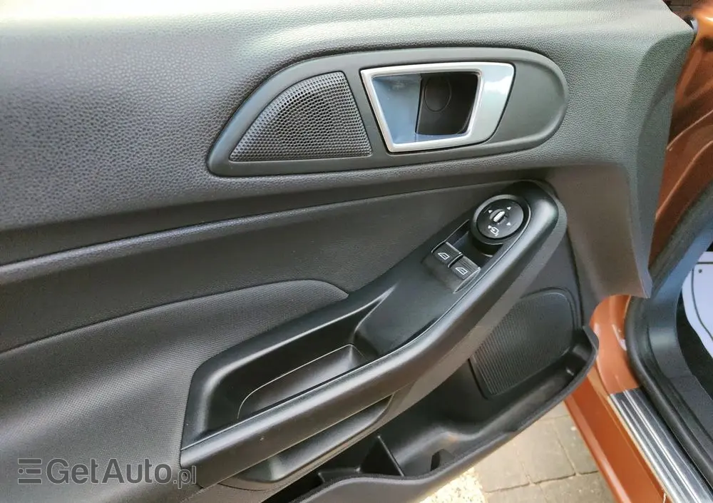FORD Fiesta 1.0 EcoBoost S&S TITANIUM