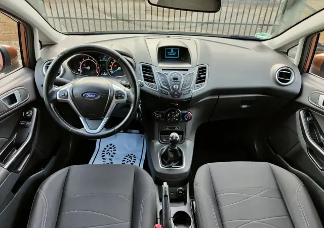 FORD Fiesta 1.0 EcoBoost S&S TITANIUM