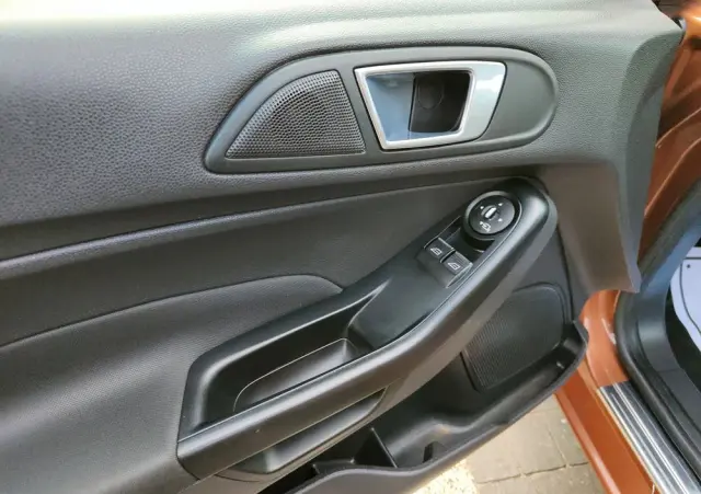 FORD Fiesta 1.0 EcoBoost S&S TITANIUM