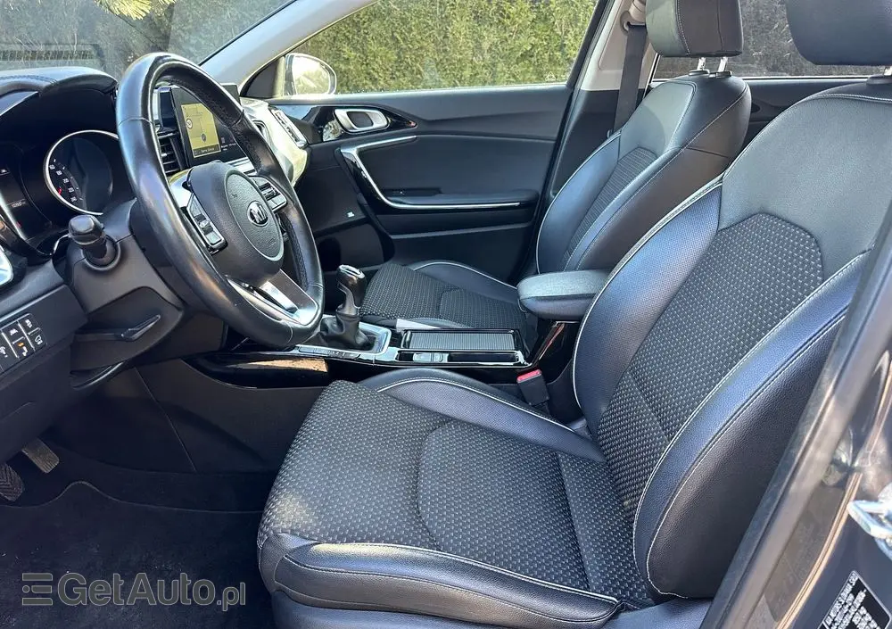 KIA Ceed 1.4 T-GDI OPF GT Line