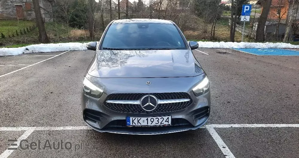 MERCEDES-BENZ Klasa B 200 d 4Matic 8G-DCT AMG Line