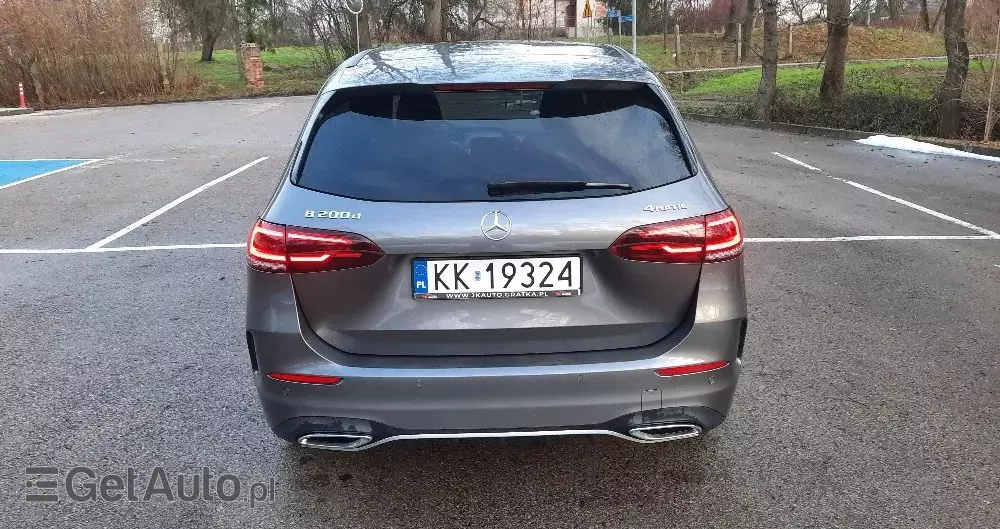 MERCEDES-BENZ Klasa B 200 d 4Matic 8G-DCT AMG Line
