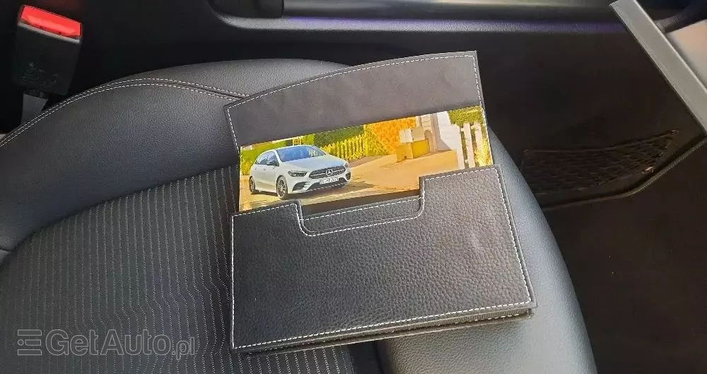 MERCEDES-BENZ Klasa B 200 d 4Matic 8G-DCT AMG Line