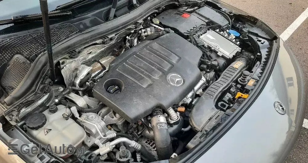 MERCEDES-BENZ Klasa B 200 d 4Matic 8G-DCT AMG Line