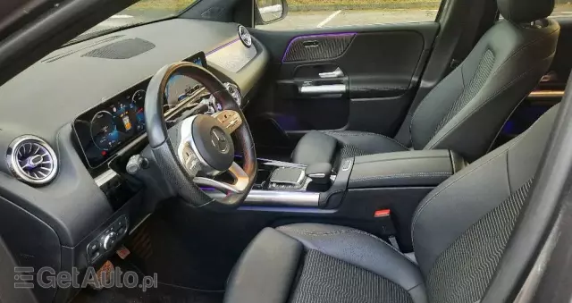 MERCEDES-BENZ Klasa B 200 d 4Matic 8G-DCT AMG Line