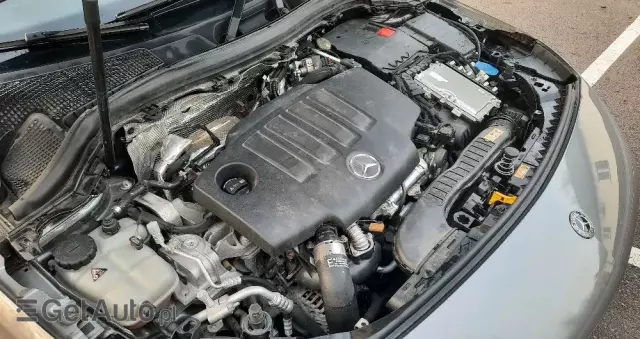 MERCEDES-BENZ Klasa B 200 d 4Matic 8G-DCT AMG Line