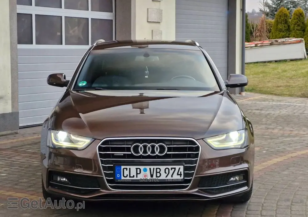 AUDI A4 Avant 2.0 TDI DPF quattro S line Sportpaket