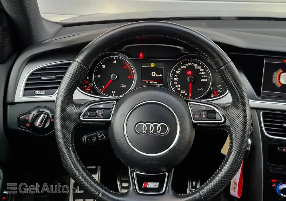 AUDI A4 Avant 2.0 TDI DPF quattro S line Sportpaket