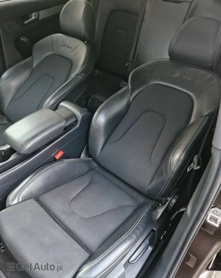 AUDI A4 Avant 2.0 TDI DPF quattro S line Sportpaket