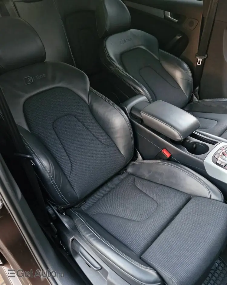 AUDI A4 Avant 2.0 TDI DPF quattro S line Sportpaket