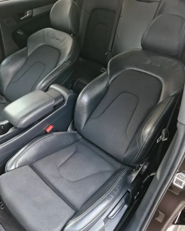 AUDI A4 Avant 2.0 TDI DPF quattro S line Sportpaket