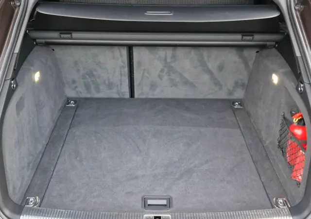 AUDI A4 Avant 2.0 TDI DPF quattro S line Sportpaket