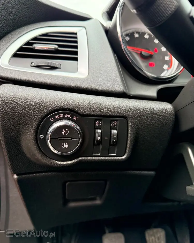 OPEL Astra 1.4 Turbo Innovation