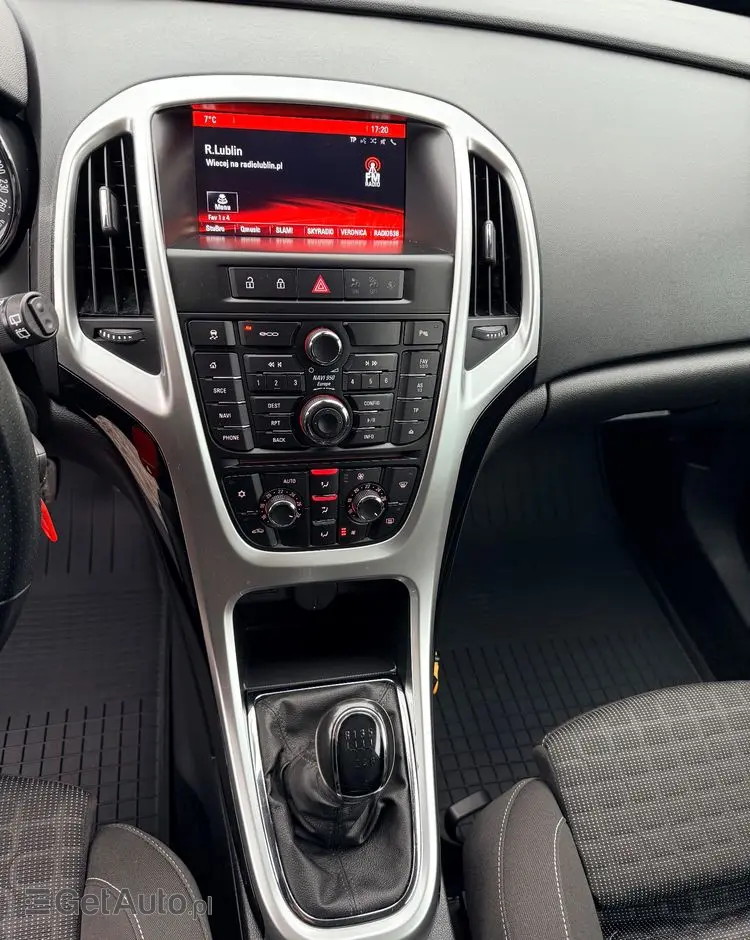 OPEL Astra 1.4 Turbo Innovation