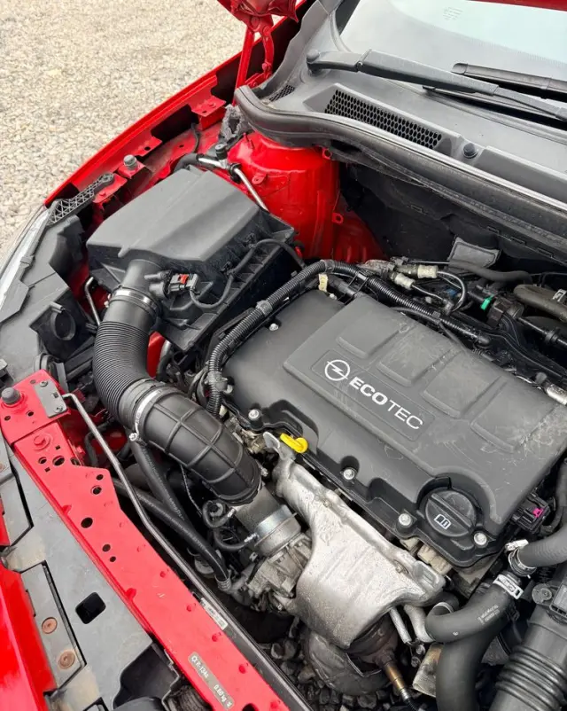 OPEL Astra 1.4 Turbo Innovation