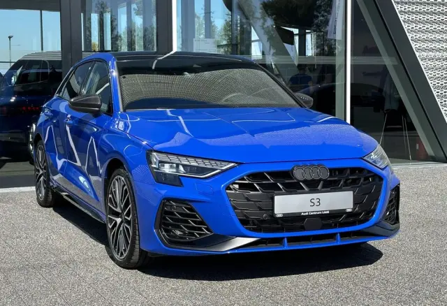 AUDI S3 Sportback 