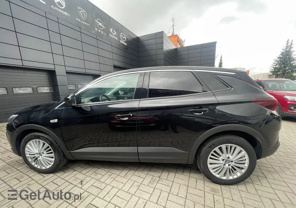 OPEL Grandland X 1.2 T GPF Design&Tech S&S