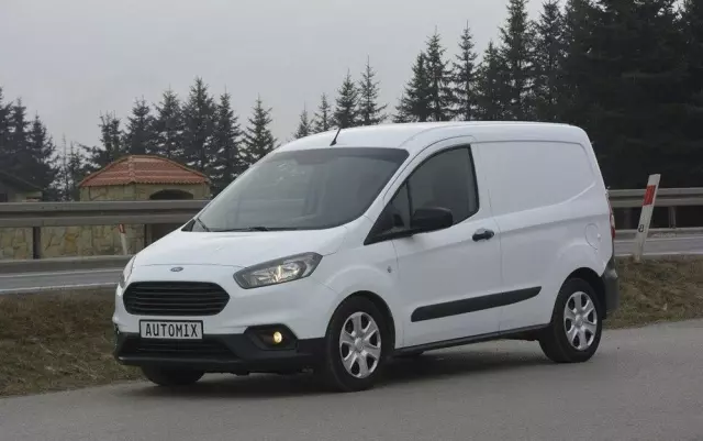 FORD Transit Courier 