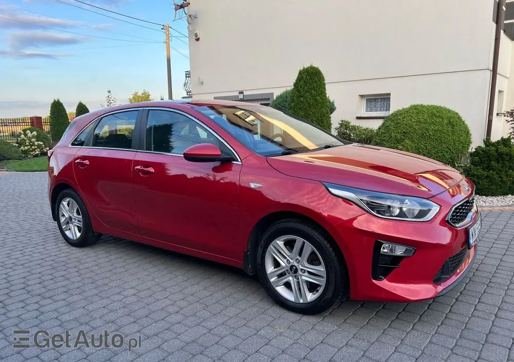 KIA Ceed 1.6 CRDi SCR M