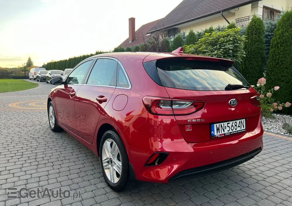 KIA Ceed 1.6 CRDi SCR M