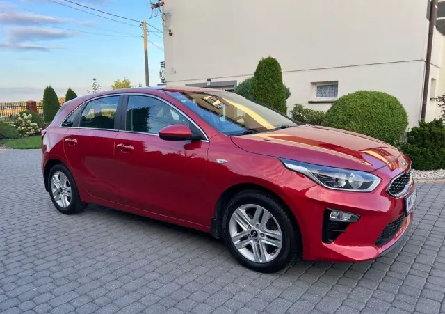 KIA Ceed 1.6 CRDi SCR M