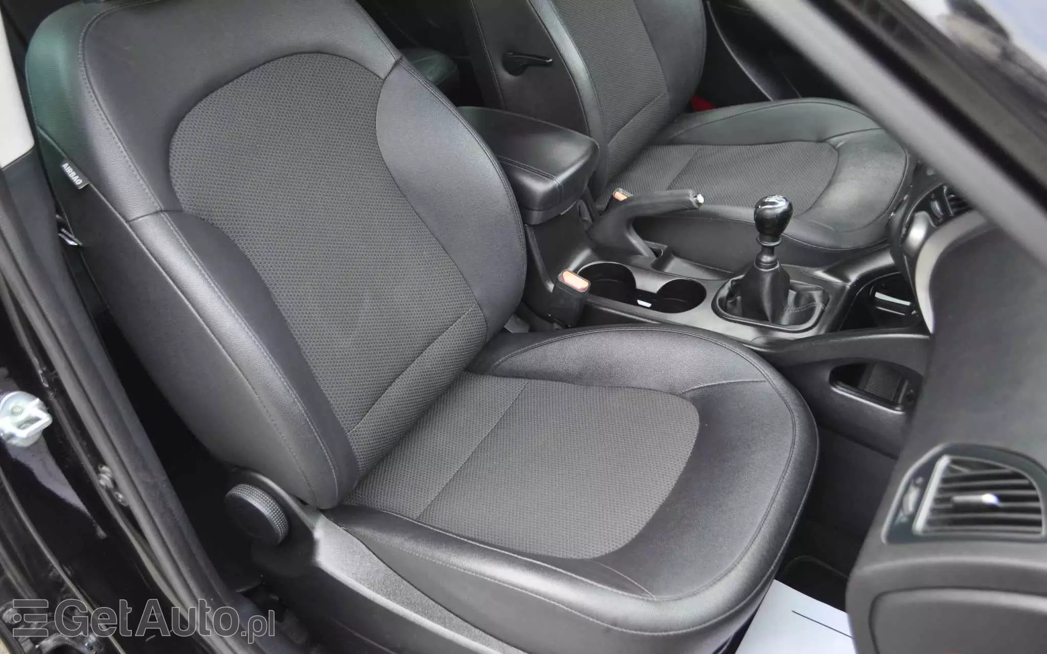 HYUNDAI Ix35 1.7 CRDi Premium 2WD