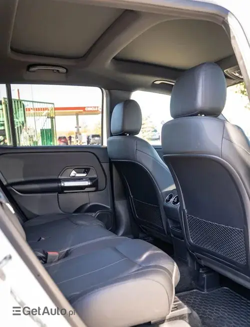 MERCEDES-BENZ GLB 