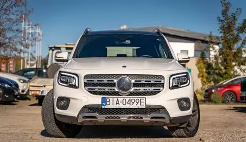 MERCEDES-BENZ GLB 