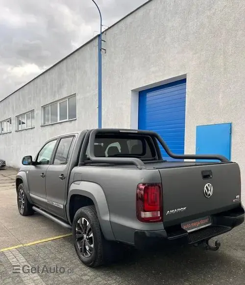 VOLKSWAGEN Amarok 
