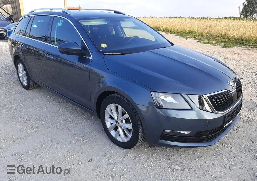 SKODA Octavia 1.6 TDI Sport Edition