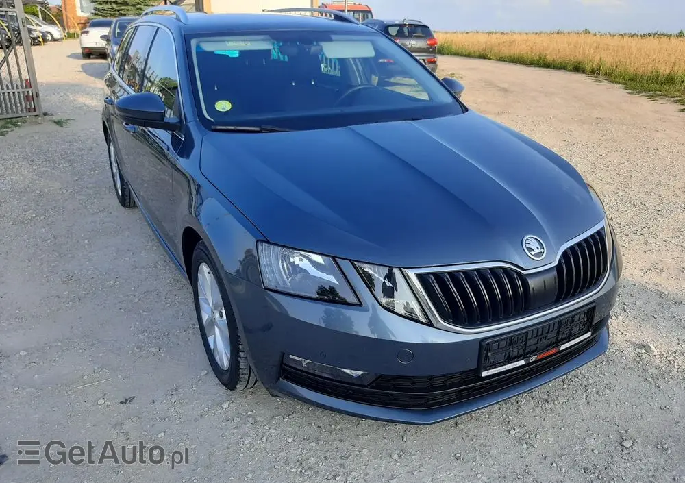SKODA Octavia 1.6 TDI Sport Edition