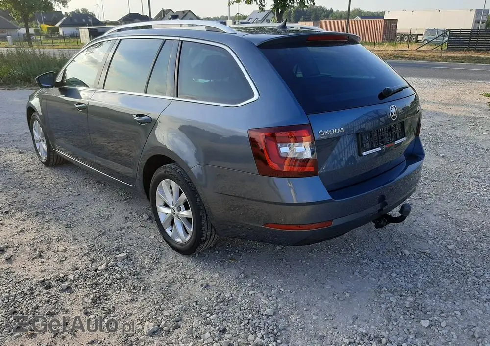 SKODA Octavia 1.6 TDI Sport Edition