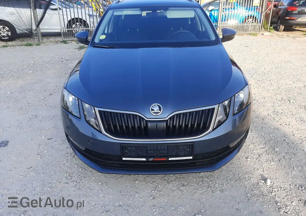 SKODA Octavia 1.6 TDI Sport Edition