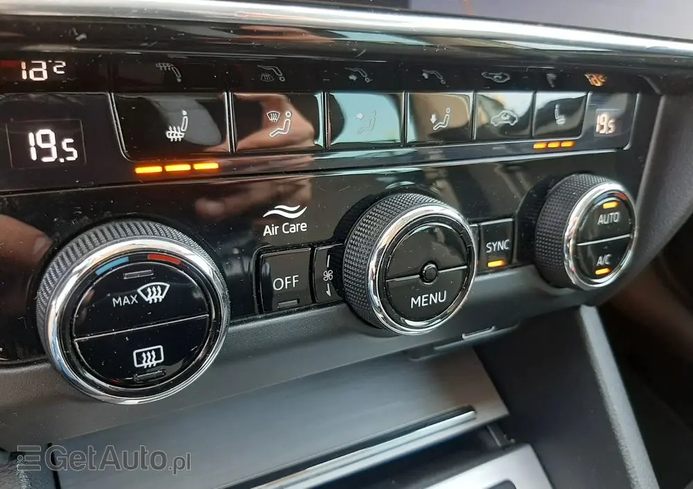 SKODA Octavia 1.6 TDI Sport Edition