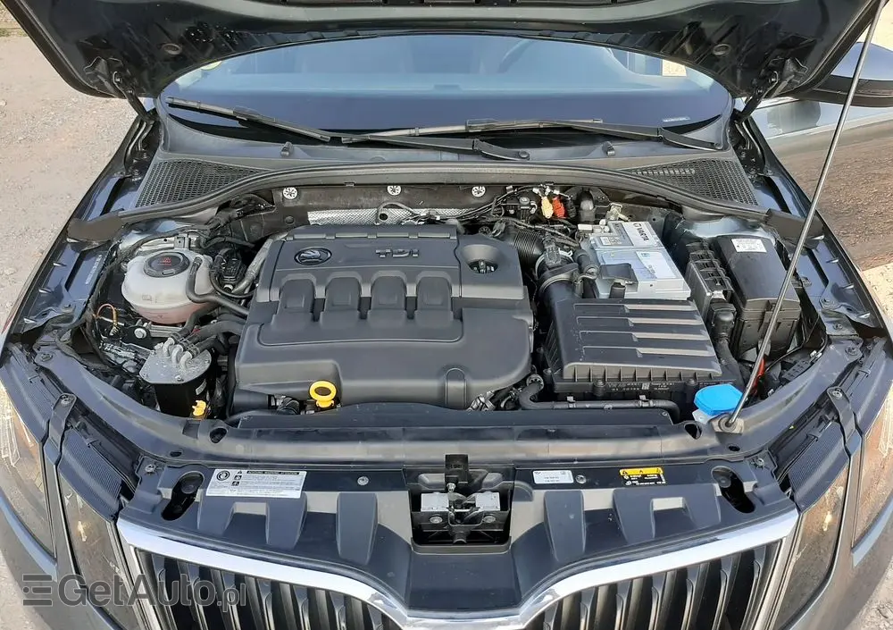 SKODA Octavia 1.6 TDI Sport Edition
