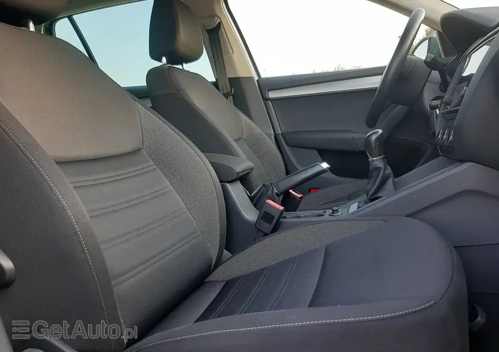 SKODA Octavia 1.6 TDI Sport Edition