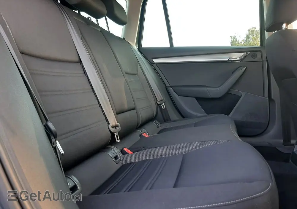 SKODA Octavia 1.6 TDI Sport Edition
