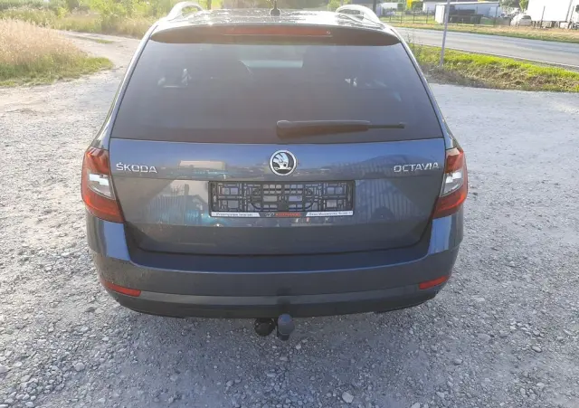 SKODA Octavia 1.6 TDI Sport Edition