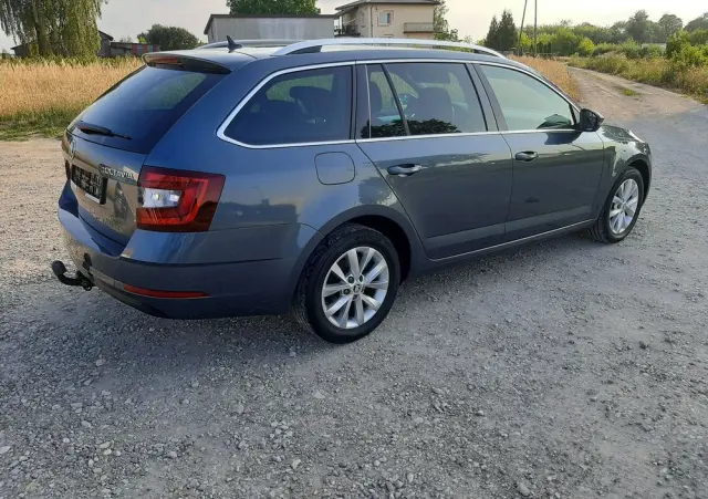 SKODA Octavia 1.6 TDI Sport Edition