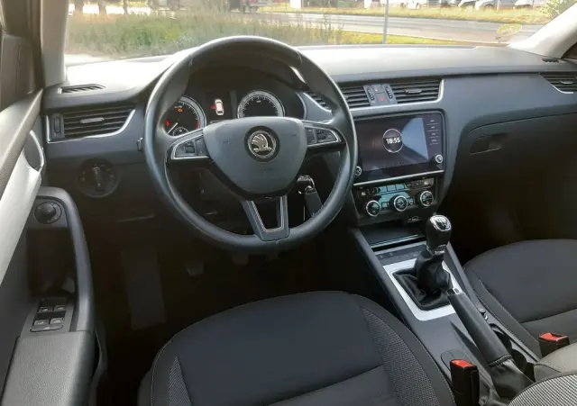 SKODA Octavia 1.6 TDI Sport Edition