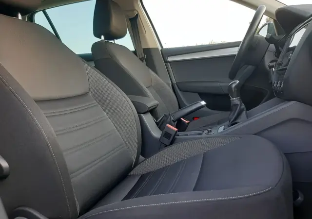 SKODA Octavia 1.6 TDI Sport Edition