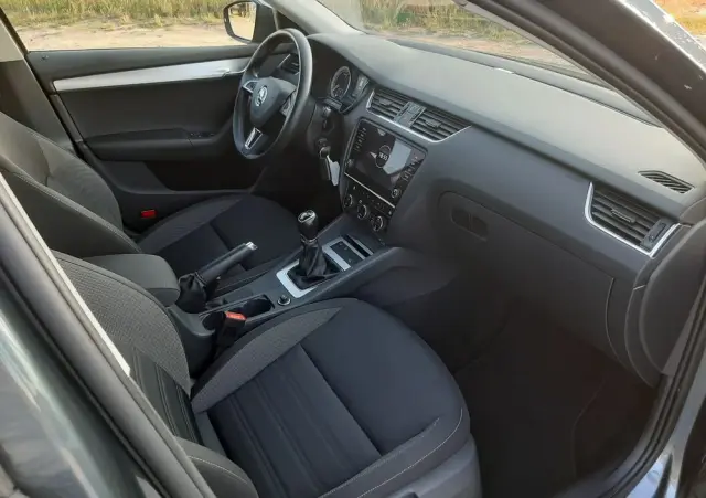 SKODA Octavia 1.6 TDI Sport Edition