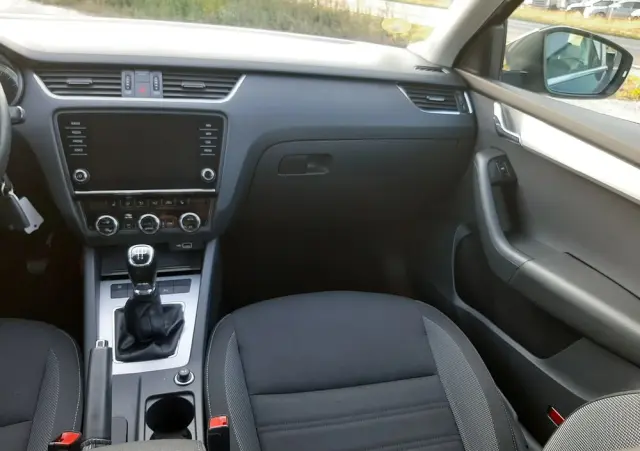 SKODA Octavia 1.6 TDI Sport Edition