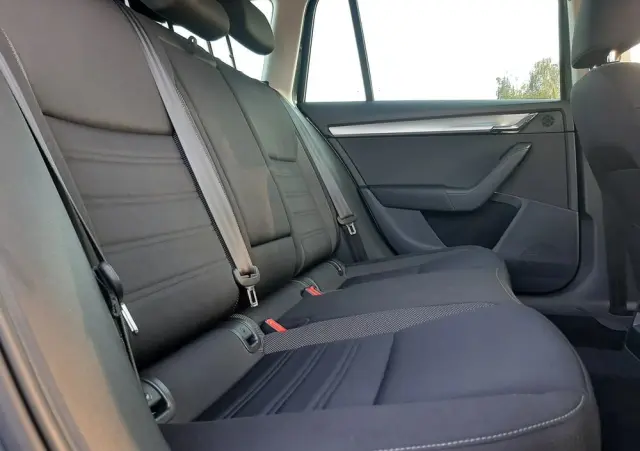 SKODA Octavia 1.6 TDI Sport Edition