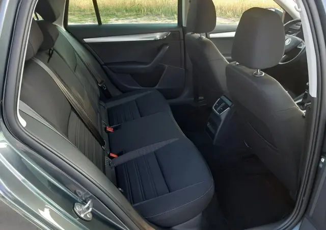 SKODA Octavia 1.6 TDI Sport Edition