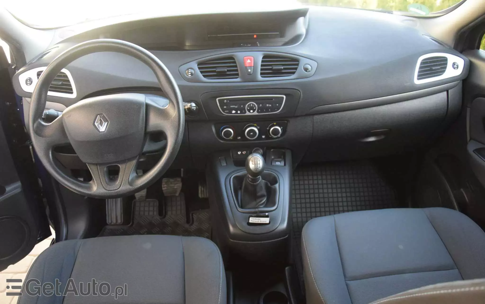 RENAULT Scenic 1.6 16V 110 Expression