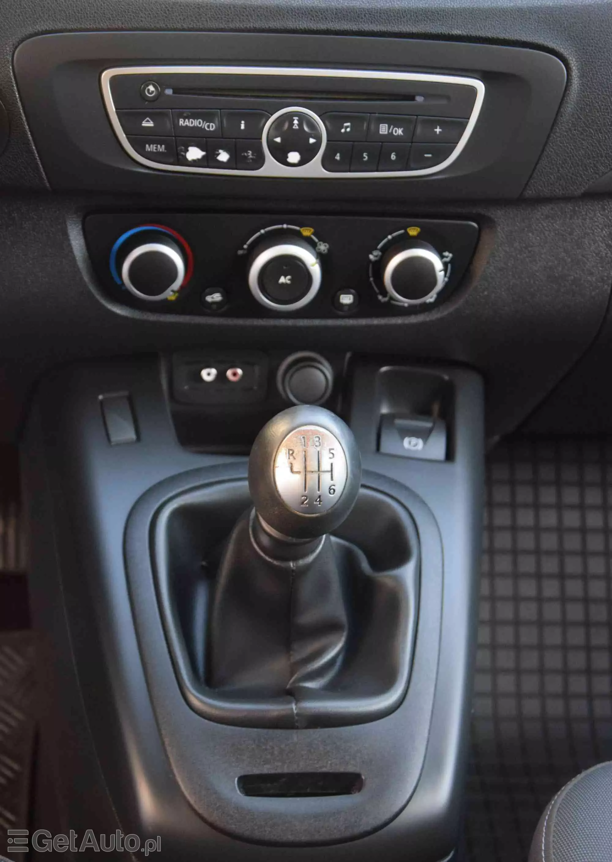 RENAULT Scenic 1.6 16V 110 Expression